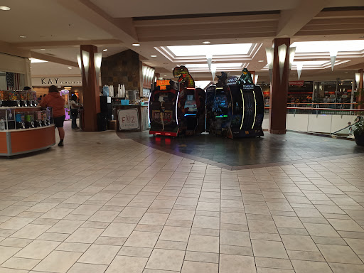 Shopping Mall «Layton Hills Mall», reviews and photos, 1201 N Hill Field Rd, Layton, UT 84041, USA
