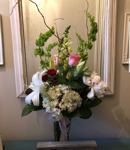 Florist «The Flower Gallery», reviews and photos, 127 N Ashley St, Valdosta, GA 31601, USA