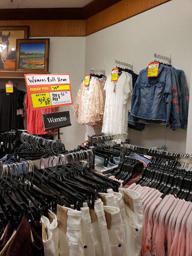 Department Store «Boston Store», reviews and photos, 15875 W Bluemound Rd, Brookfield, WI 53005, USA