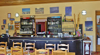 Atmosphère du Restaurant français Auberge du col du Béal à Saint-Pierre-la-Bourlhonne - n°2