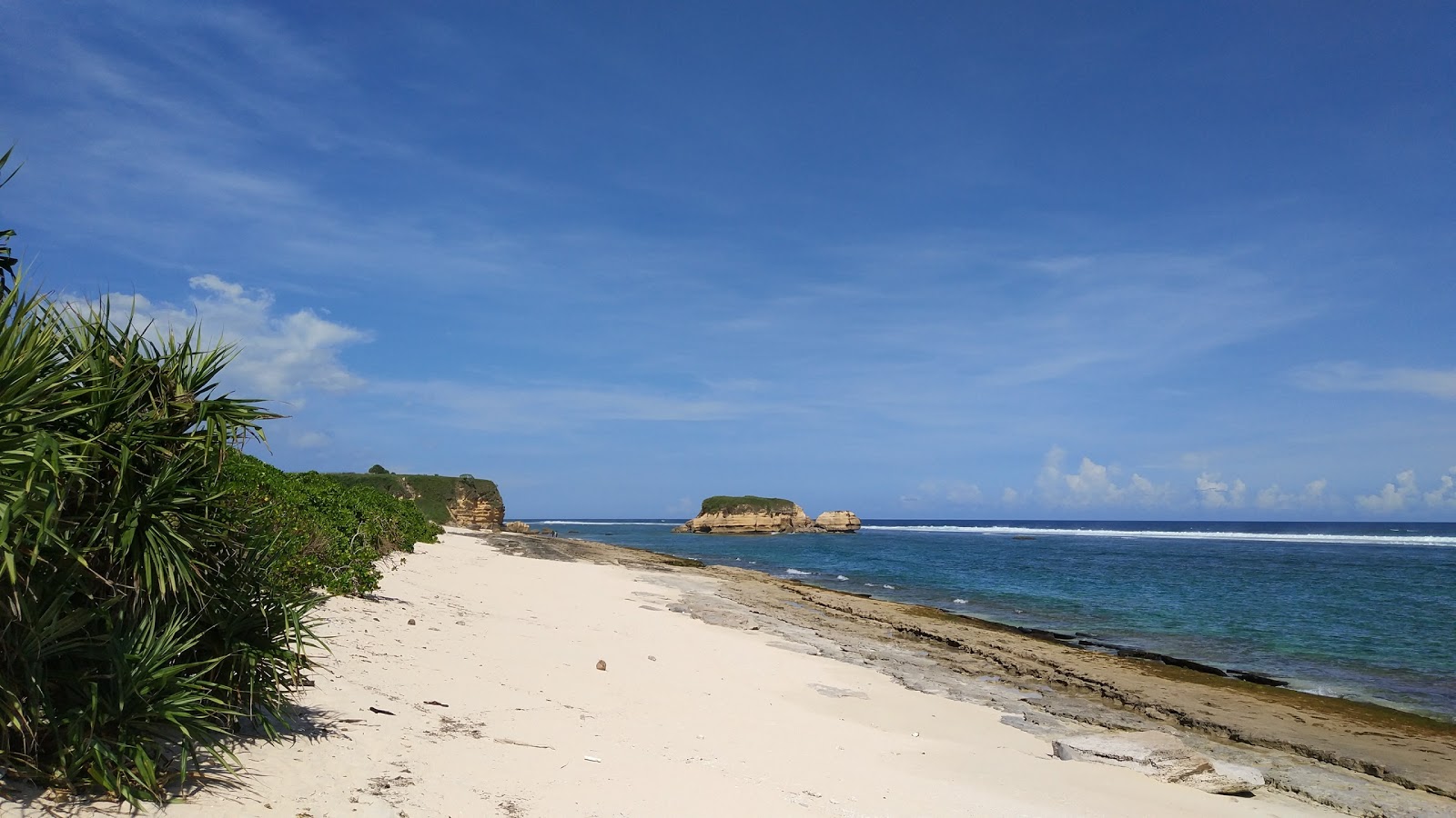 Photo de Kura-kura Beach zone des équipements
