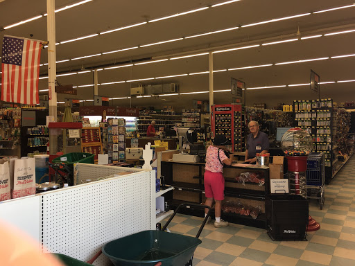 Home Improvement Store «Ellettsville True Value», reviews and photos, 4610 W Richland Plaza Dr, Bloomington, IN 47404, USA