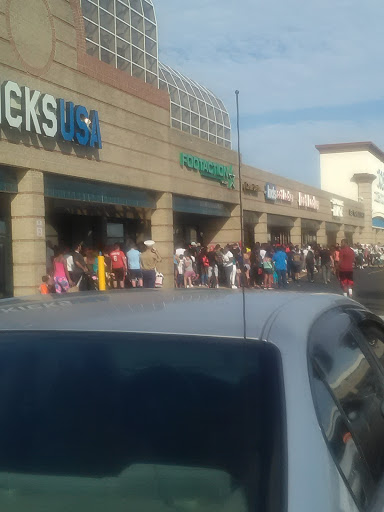 Shopping Mall «Roosevelt Mall», reviews and photos, 2339 Cottman Ave #1, Philadelphia, PA 19149, USA