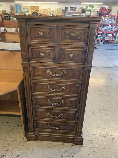 Thrift Store «Thrift Bargain and More», reviews and photos, 1470 N Beale Rd, Marysville, CA 95901, USA