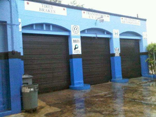 Auto Repair Shop «Champion Auto Clinic», reviews and photos, 1643 SW 8th St, Miami, FL 33135, USA