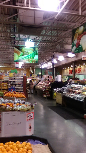 Grocery Store «Fresh Market Place», reviews and photos, 2600 N Central Ave, Chicago, IL 60639, USA