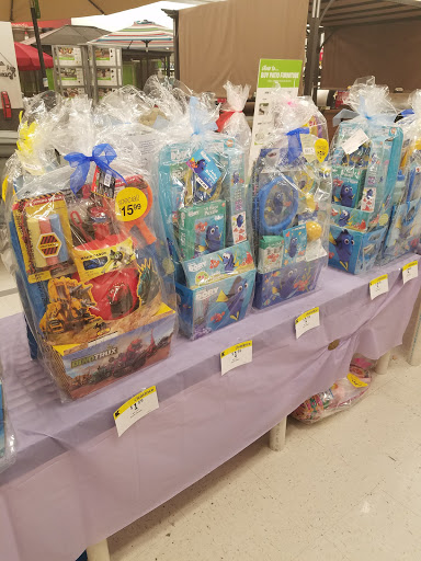 Shopping Mall «Crossroads Shopping Center», reviews and photos, 409 Tarrytown Rd, White Plains, NY 10607, USA