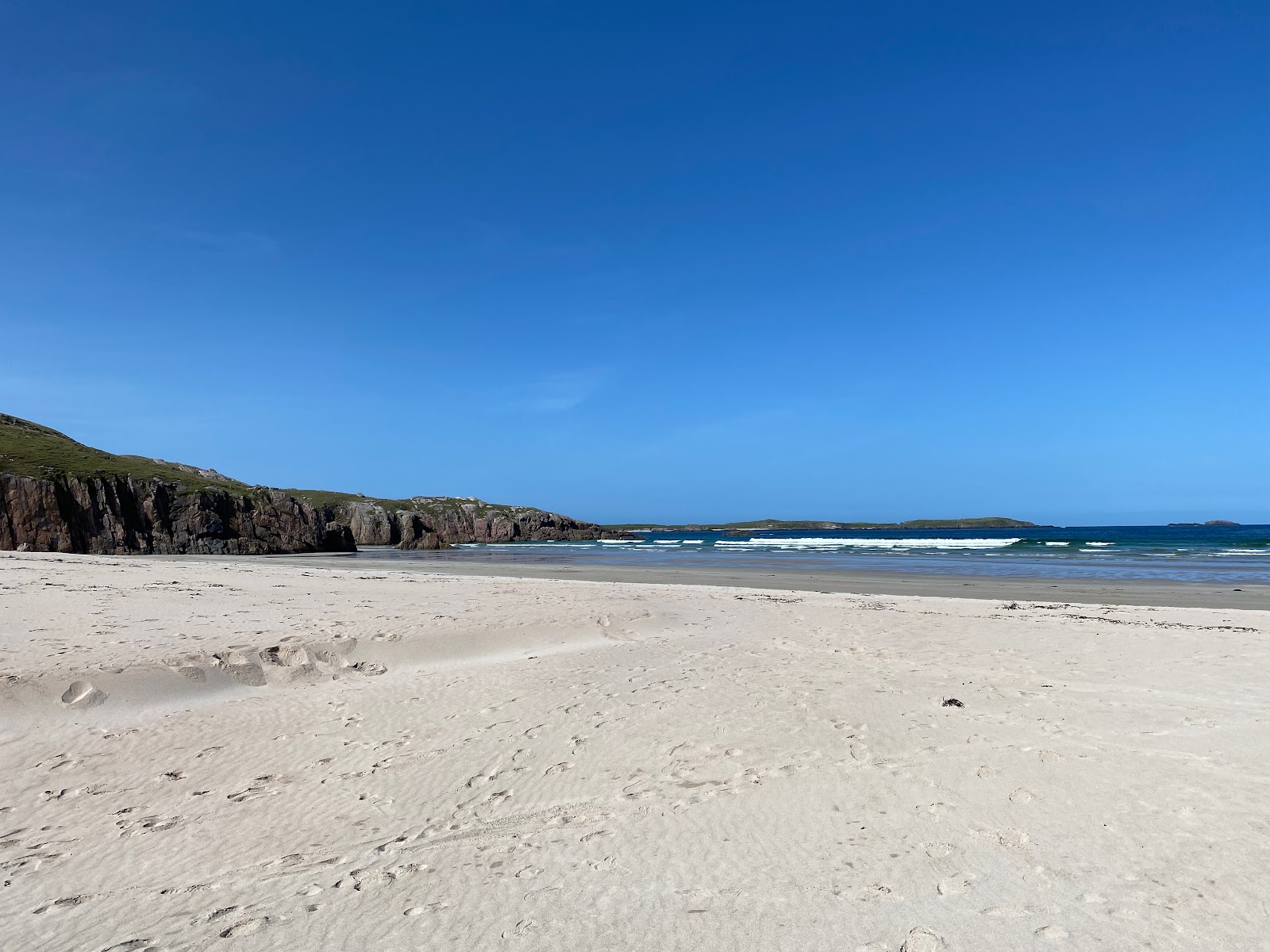 Photo of Ceannabeinne Beach with very clean level of cleanliness