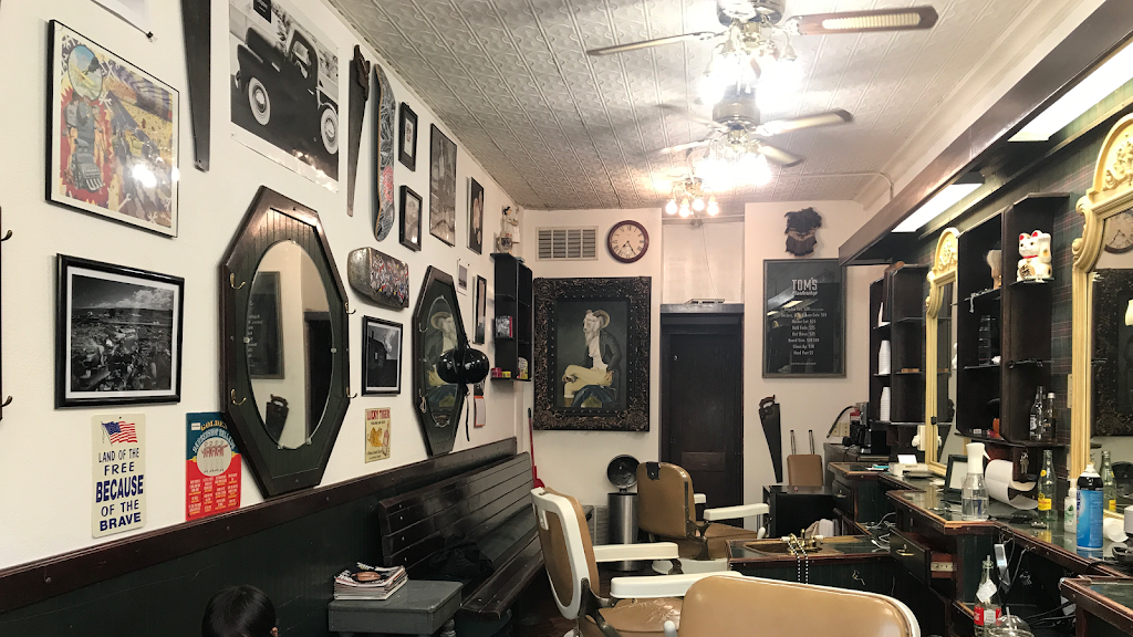 Tom's Barbershop 66 73008