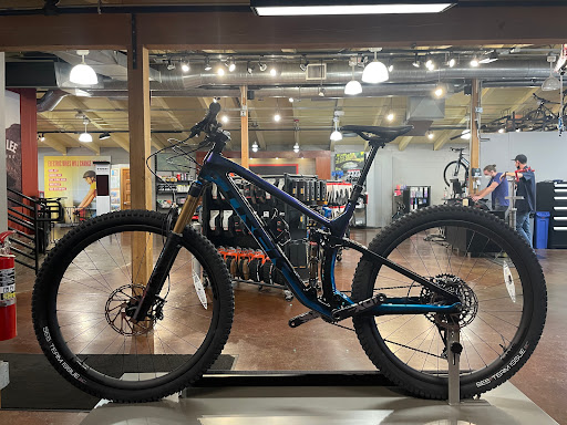 Bicycle Store «Bike Gallery - Beaverton», reviews and photos, 12345 SW Canyon Rd, Beaverton, OR 97005, USA