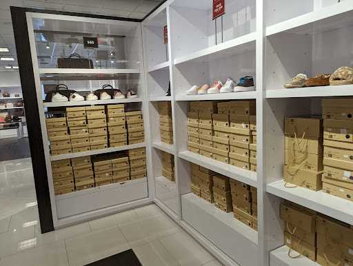 Fashion Accessories Store «Michael Kors», reviews and photos, 27 N Michigan Ave, Atlantic City, NJ 08401, USA