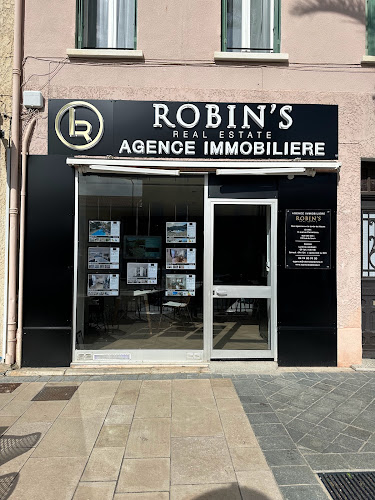 Robin's Real Estate | Agence immobilière La Londe Les Maures | Centre-ville à La Londe-les-Maures