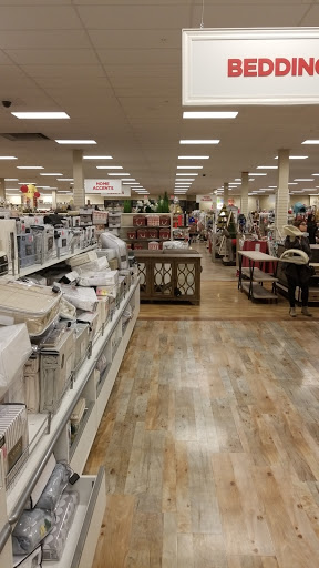 Department Store «HomeGoods», reviews and photos, 5530 Reseda Blvd, Tarzana, CA 91356, USA