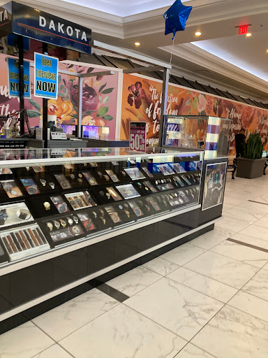 Shopping Mall «Easton Town Center», reviews and photos, 160 Easton Town Center, Columbus, OH 43219, USA