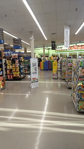 Grocery Store «Food Lion», reviews and photos, 3219 S Holden Rd, Greensboro, NC 27407, USA