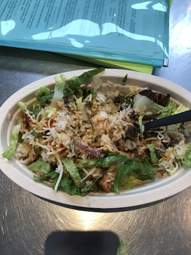 Mexican Restaurant «Chipotle Mexican Grill», reviews and photos, 17250 Southcenter Pkwy #108, Tukwila, WA 98188, USA