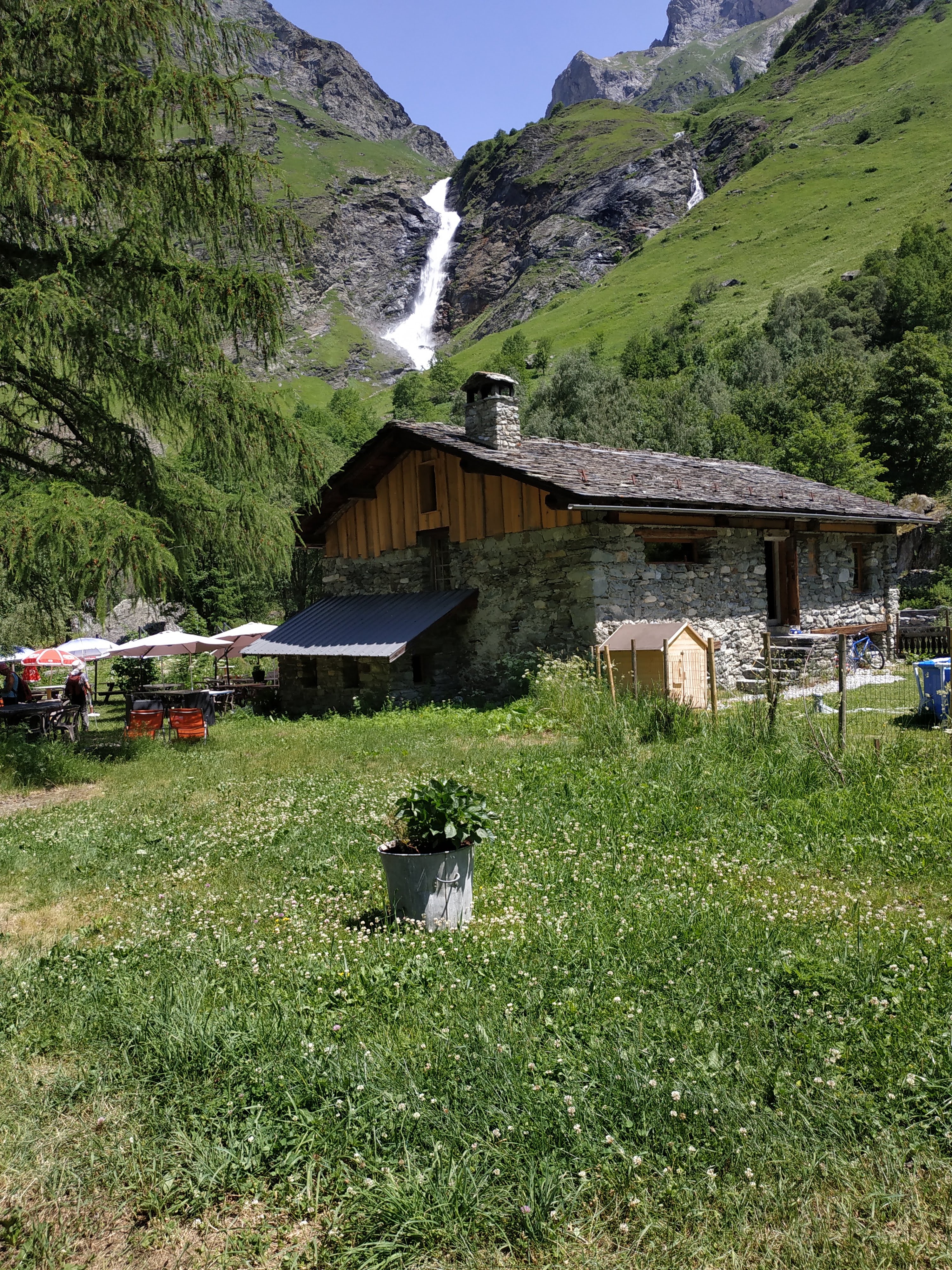 Photo n° 1 de l'avis de Dette.u fait le 03/07/2019 à 06:12