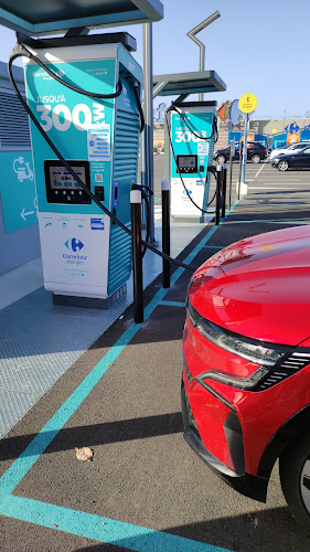 Borne de recharge de véhicules électriques Allego Station de recharge Romorantin-Lanthenay