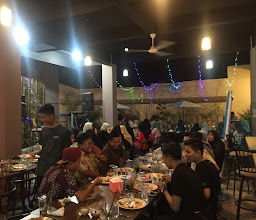 Ateh Pagu Cafe & Resto photo