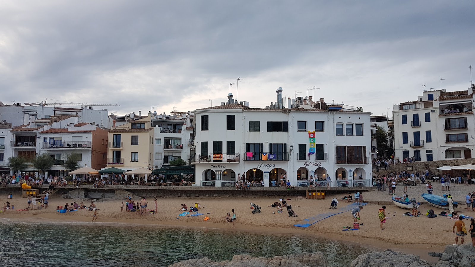 Foto van Platja d'En Calau voorzieningenruimte