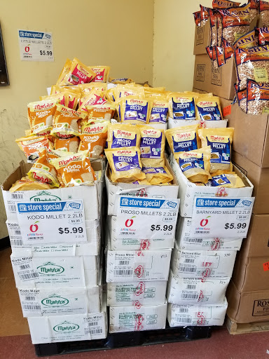 Asian Grocery Store «Lotte Plaza Market - Ashburn», reviews and photos, 43930 Farmwell Hunt Plaza #100, Ashburn, VA 20147, USA