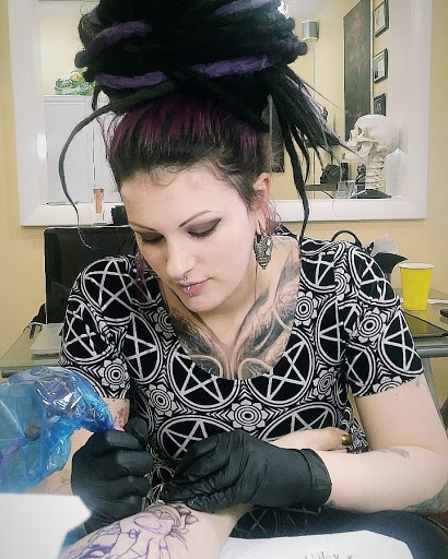 Tattoo Shop «Loose Screw Tattoo», reviews and photos, 3313 W Cary St, Richmond, VA 23221, USA