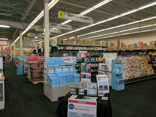 Office Supply Store «Staples», reviews and photos, 49 Putnam Blvd, Glastonbury, CT 06033, USA
