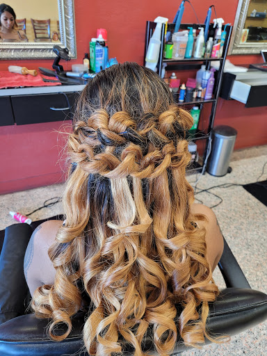 Beauty Salon «Princesa Beauty Salon», reviews and photos, 708 E Myers Blvd, Mascotte, FL 34753, USA