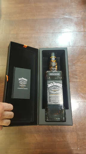 Wine Store «Total Wine & More», reviews and photos, 8544 S Emerald Dr, Tempe, AZ 85284, USA