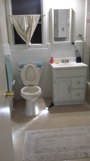 Shopping Mall «Marsh Manor Shopping Center», reviews and photos, 3700 Florence St, Redwood City, CA 94063, USA