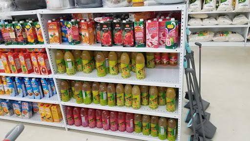 Shopping Mall «Orange Promenade Shopping Ctr», reviews and photos, 80 Boston Post Rd, Orange, CT 06477, USA