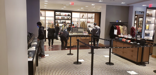 Shopping Mall «Queenstown Premium Outlets», reviews and photos, 441 Outlet Center Dr, Queenstown, MD 21658, USA