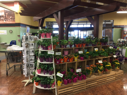 Grocery Store «Family Fresh Market», reviews and photos, 303 S Main St, River Falls, WI 54022, USA