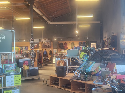 Camping Store «REI», reviews and photos, 1148 Galleria Blvd, Roseville, CA 95678, USA