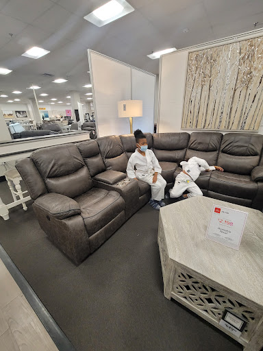 Furniture Store «Value City Furniture», reviews and photos, 5840 Baltimore National Pike, Baltimore, MD 21228, USA