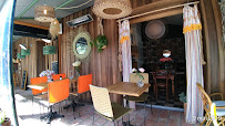 Atmosphère du Restaurant Le Tahiti Plage chez loulou à Hyères - n°7