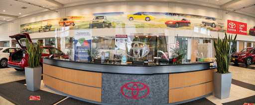 Toyota Dealer «Rudy Luther Toyota», reviews and photos, 8805 Wayzata Blvd, Golden Valley, MN 55426, USA