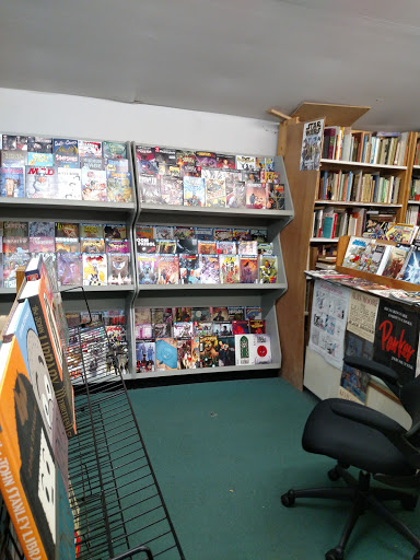 Used Book Store «Books Do Furnish a Room», reviews and photos, 1809 W Markham Ave, Durham, NC 27705, USA