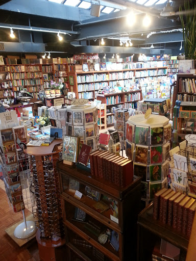 Used Book Store «Loganberry Books», reviews and photos, 13015 Larchmere Blvd, Cleveland, OH 44120, USA
