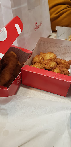 Fast Food Restaurant «Chick-fil-A», reviews and photos, 5651 NJ-42, Turnersville, NJ 08012, USA