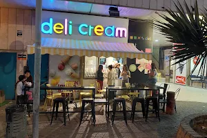 Deli Cream image