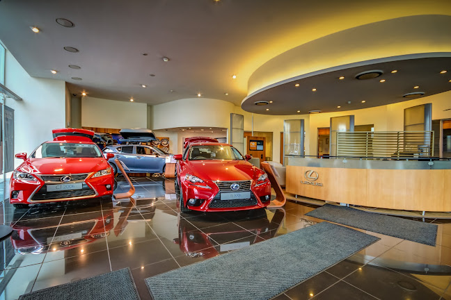 Reviews of Lexus Leeds in Leeds - Car dealer