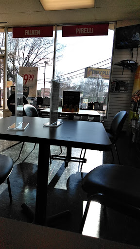 Tire Shop «Tires Plus», reviews and photos, 9210 Livingston Rd, Fort Washington, MD 20744, USA