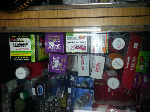 Tobacco Shop «Discount Smokes», reviews and photos, 6434 N Preston Hwy # 6B, Louisville, KY 40229, USA