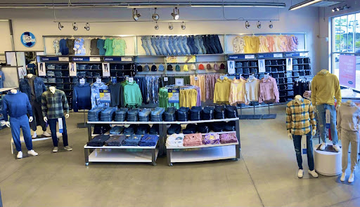 Clothing Store «Old Navy», reviews and photos, 90 Pleasant Valley St, Methuen, MA 01844, USA