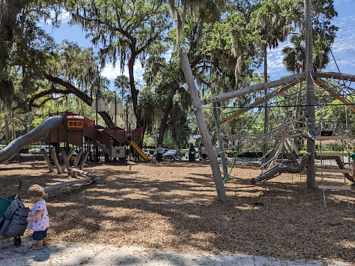 Park «Gilbert Park», reviews and photos, 310 S Tremain St, Mt Dora, FL 32757, USA