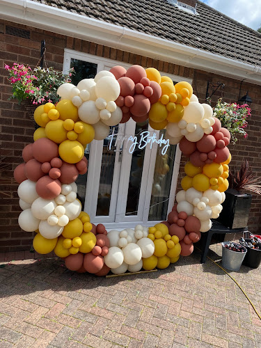 Reviews of Balloons by Naomi in Lincoln - Event Planner
