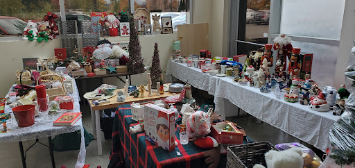 Thrift Store «St. Vincent de Paul», reviews and photos, 575 Rainier Ave N, Renton, WA 98057, USA