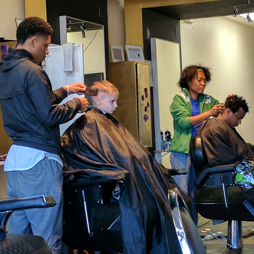 Barber Shop «24k Hair Spa», reviews and photos, 513 E Camelback Rd, Phoenix, AZ 85012, USA
