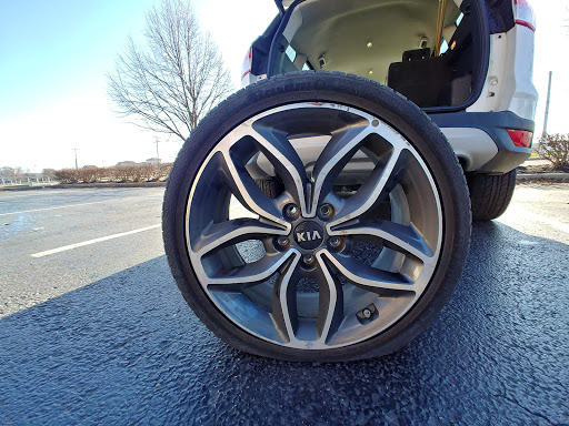 Tire Shop «Discount Tire Store - Plainfield, IN», reviews and photos, 2642 E Main St, Plainfield, IN 46168, USA